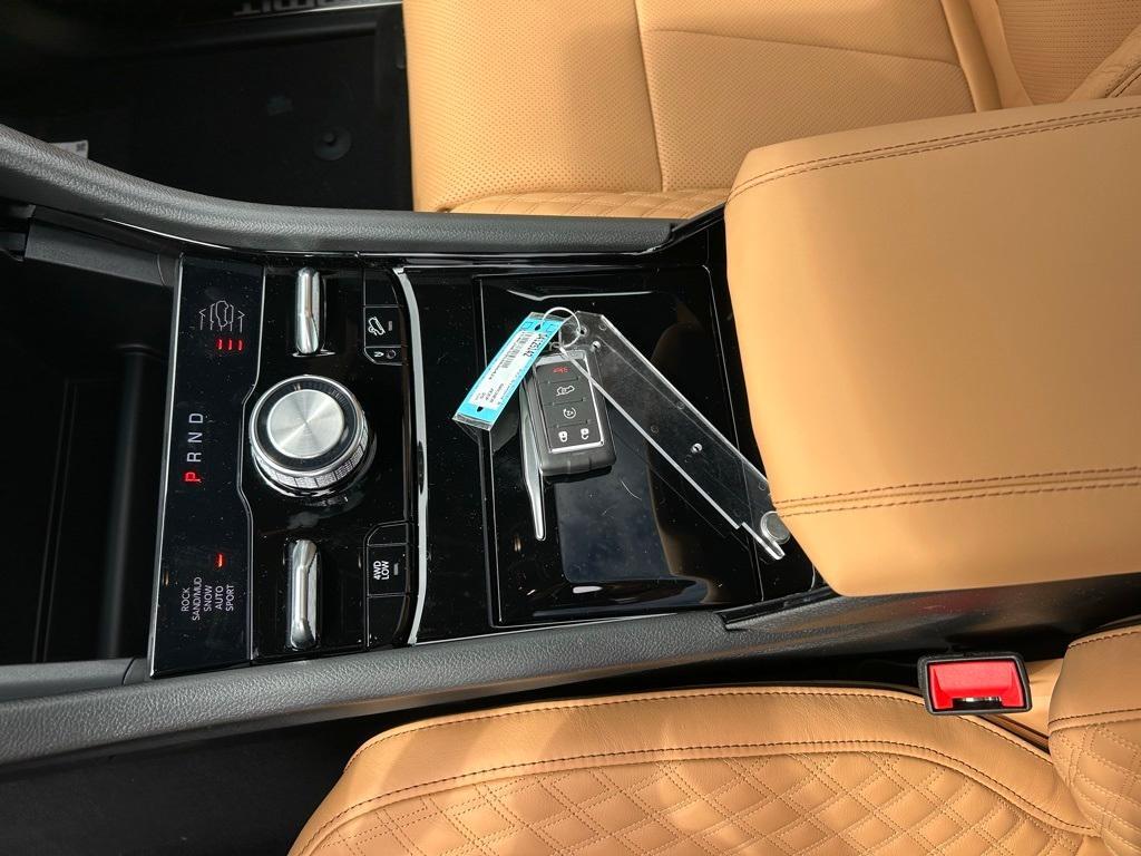 new 2025 Jeep Grand Cherokee car, priced at $60,364