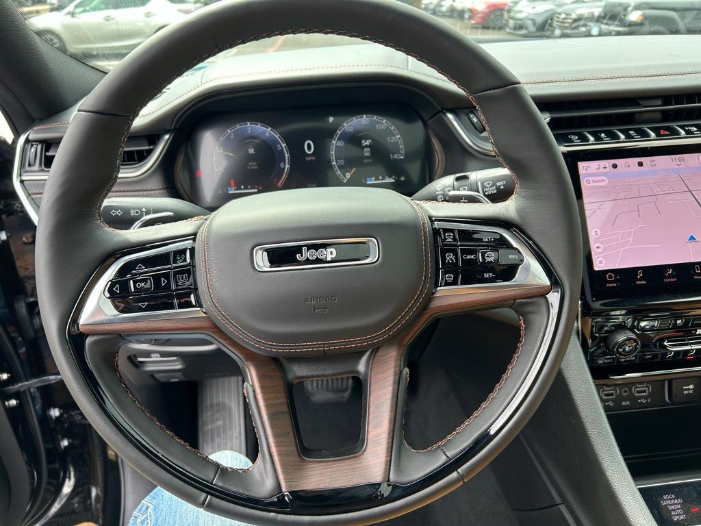 new 2025 Jeep Grand Cherokee car, priced at $60,364