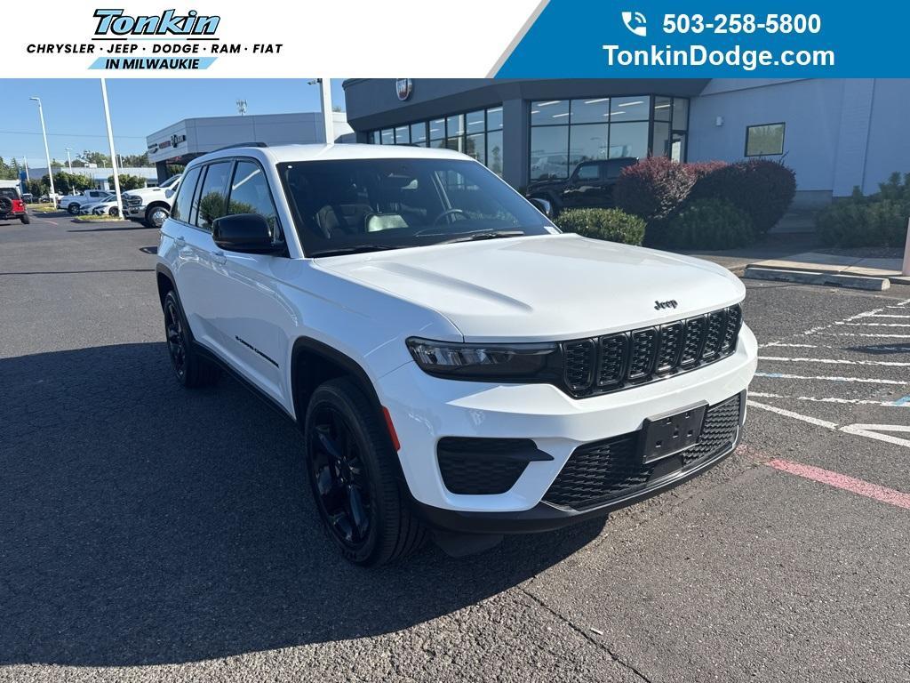 used 2023 Jeep Grand Cherokee car