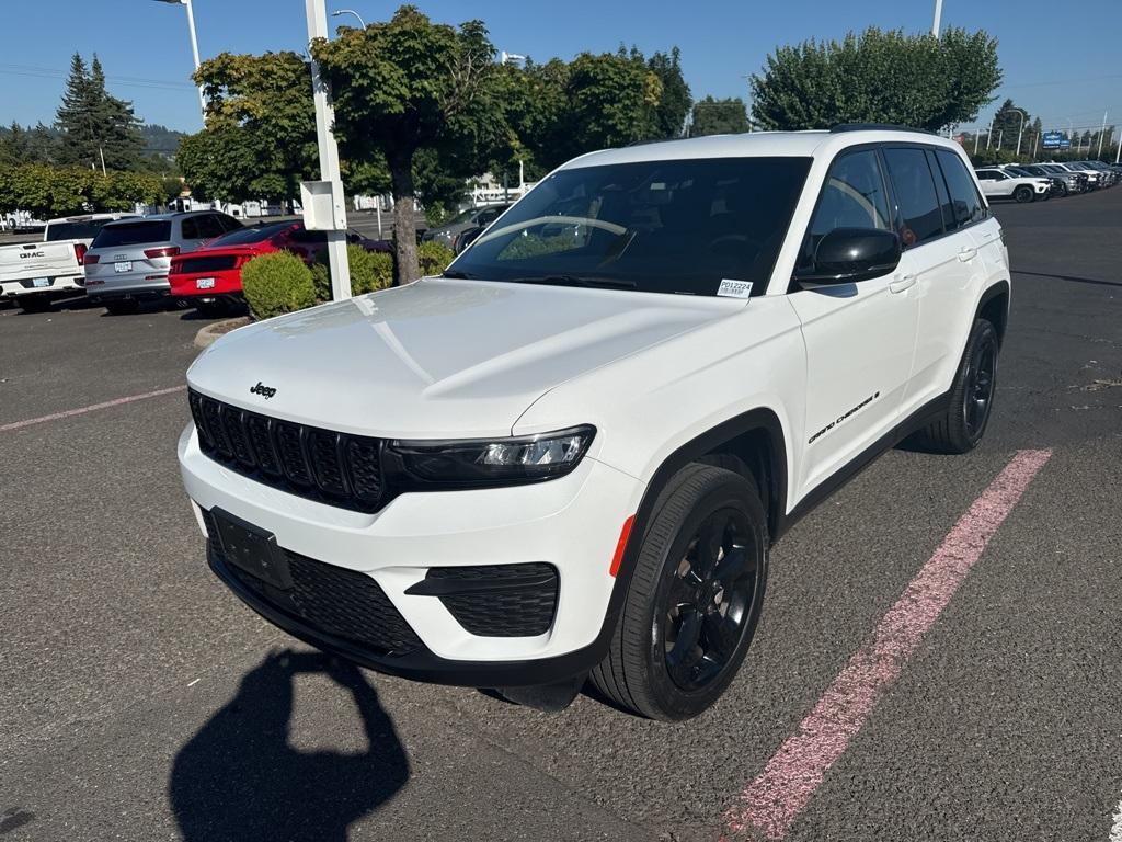 used 2023 Jeep Grand Cherokee car