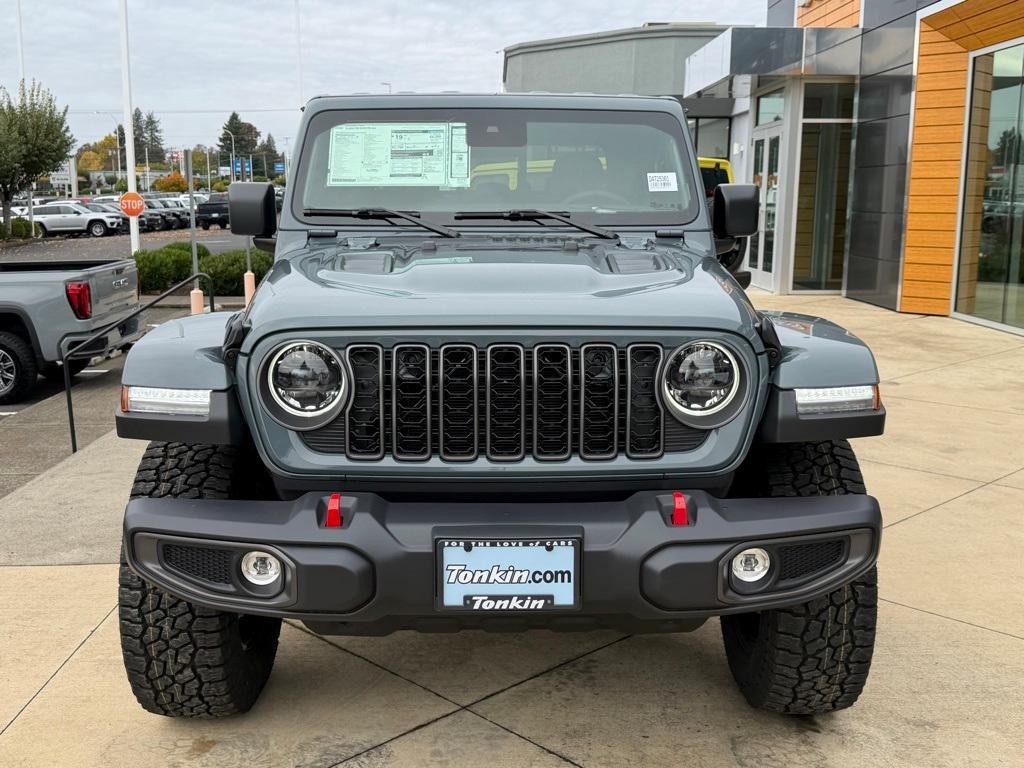new 2025 Jeep Gladiator car, priced at $50,800