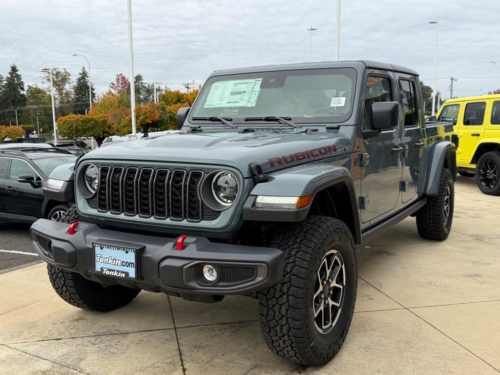 new 2025 Jeep Gladiator car, priced at $50,800