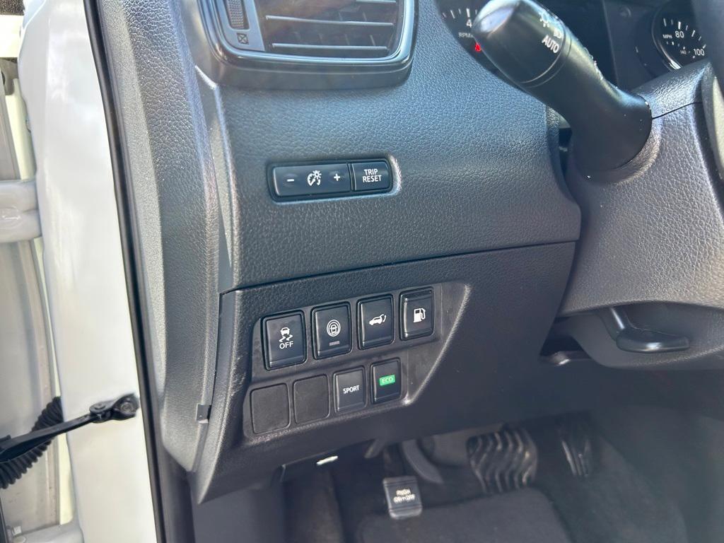 used 2020 Nissan Rogue car, priced at $19,900