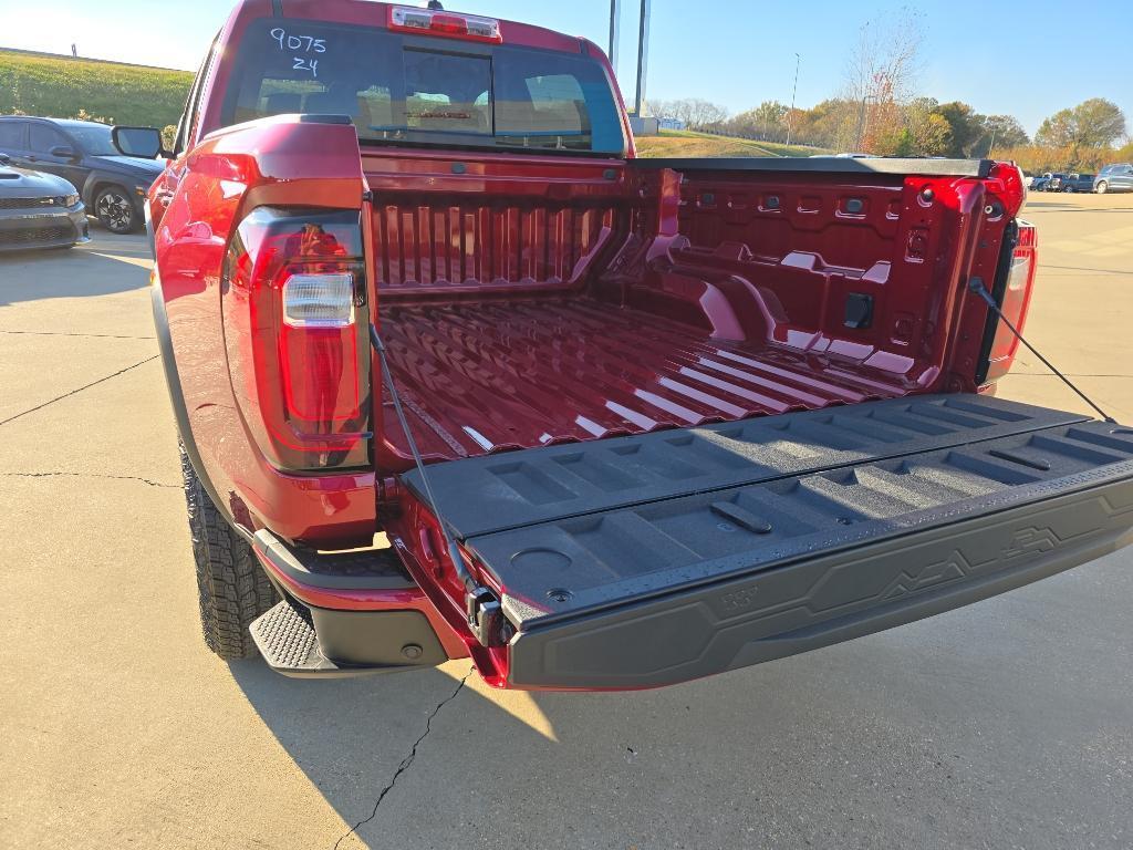 new 2024 GMC Canyon car, priced at $41,400