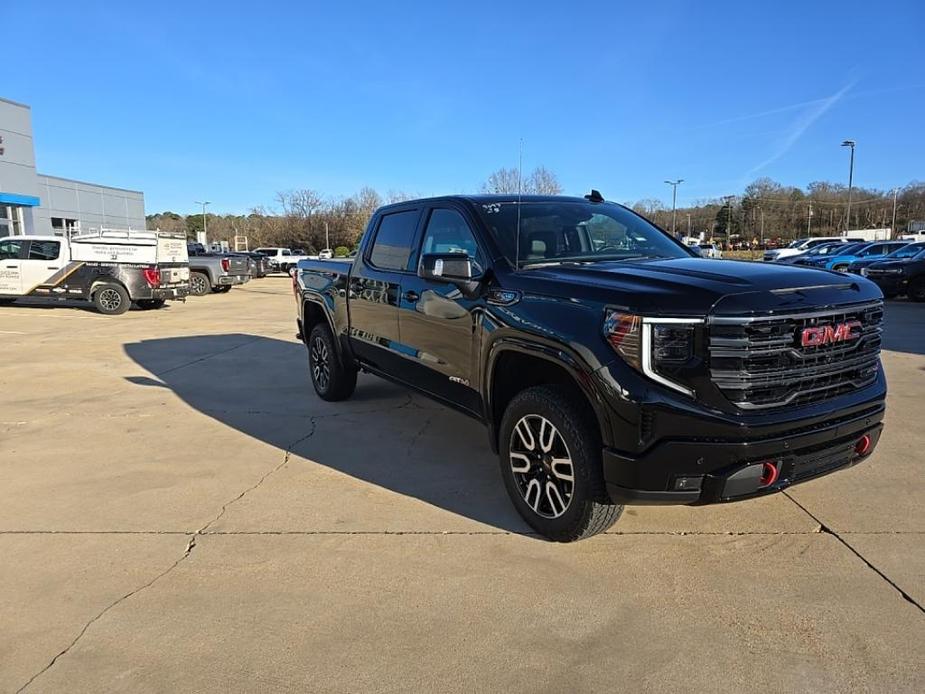 new 2025 GMC Sierra 1500 car, priced at $73,280