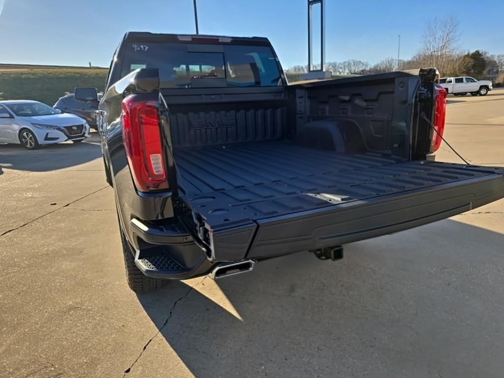 new 2025 GMC Sierra 1500 car, priced at $73,280