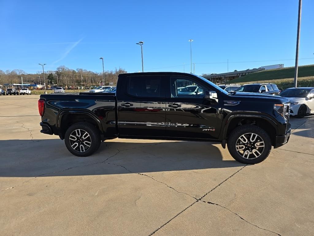 new 2025 GMC Sierra 1500 car, priced at $73,280