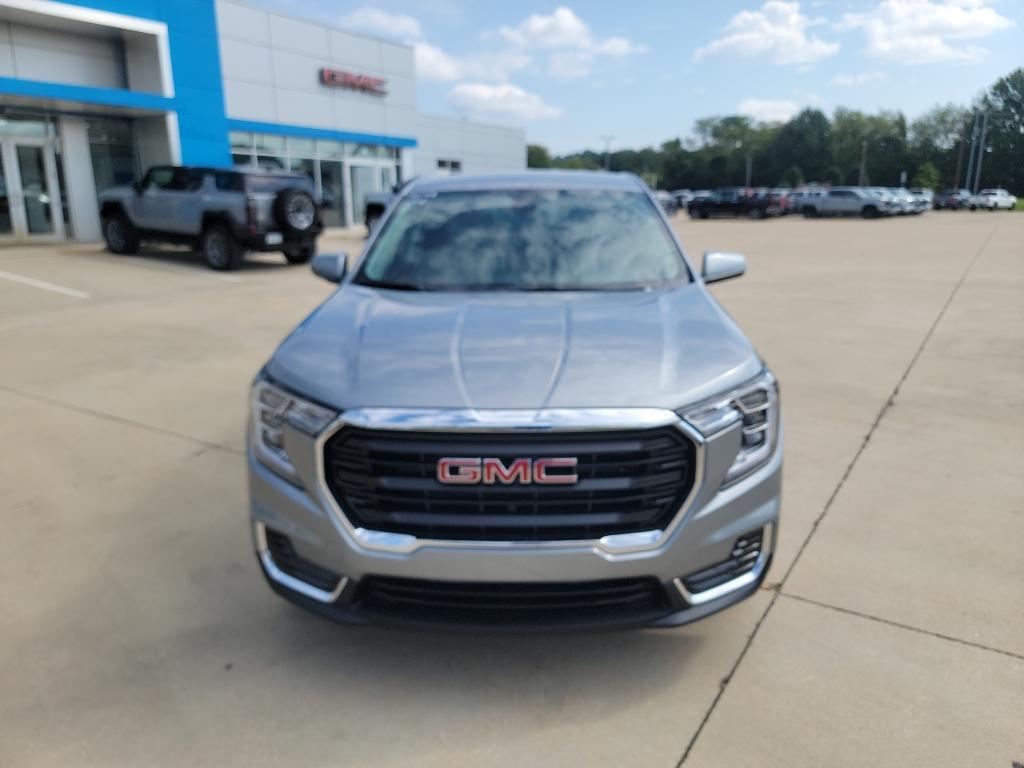 new 2024 GMC Terrain car, priced at $29,995