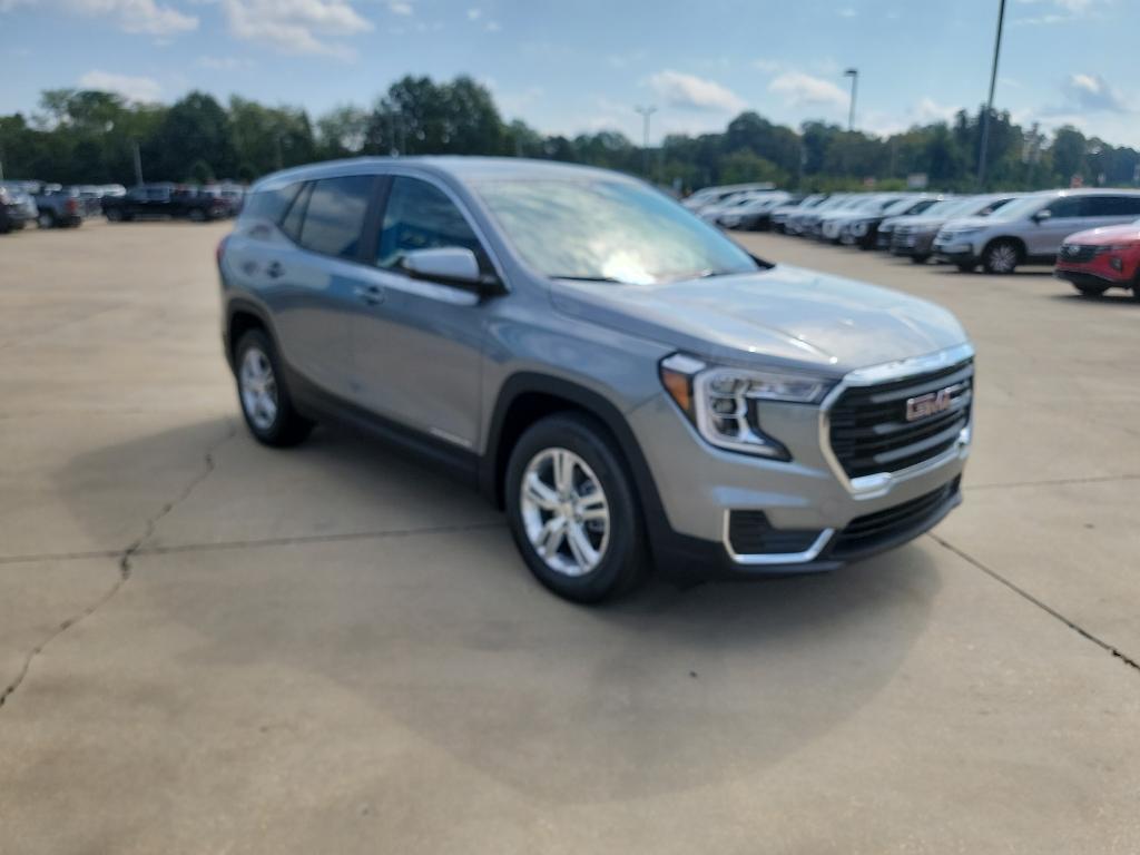 new 2024 GMC Terrain car, priced at $29,995