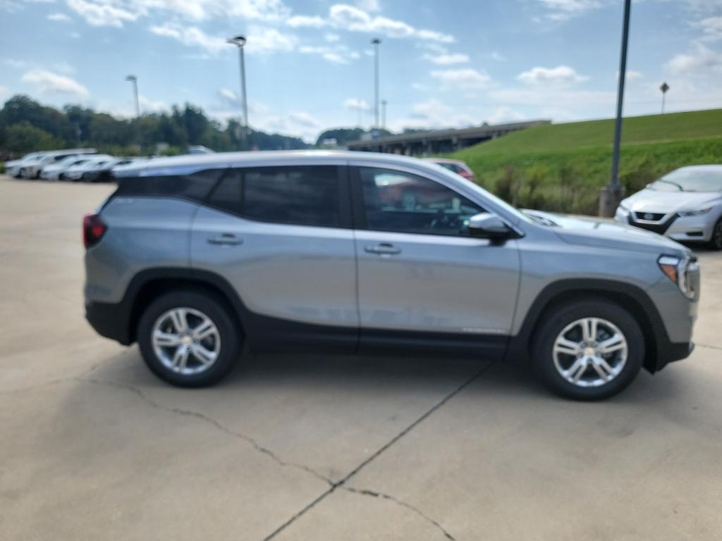 new 2024 GMC Terrain car, priced at $29,995