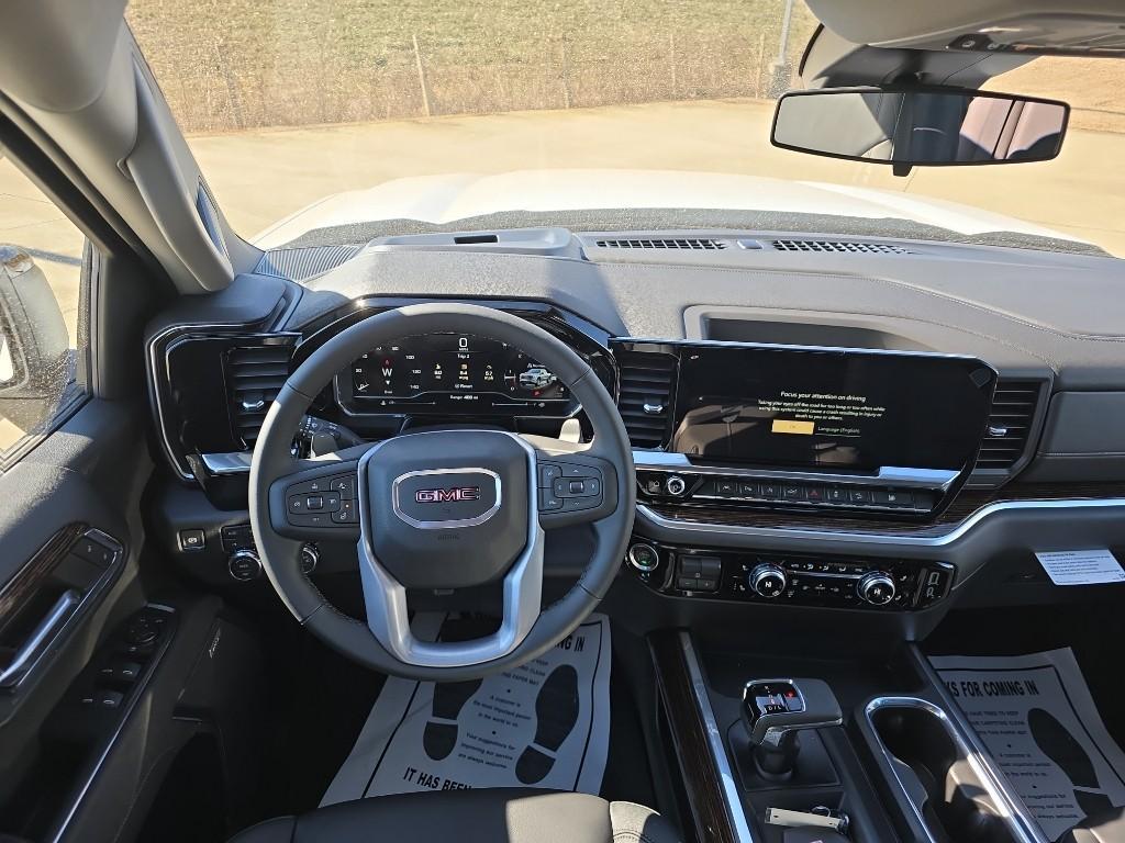 new 2025 GMC Sierra 1500 car, priced at $67,490