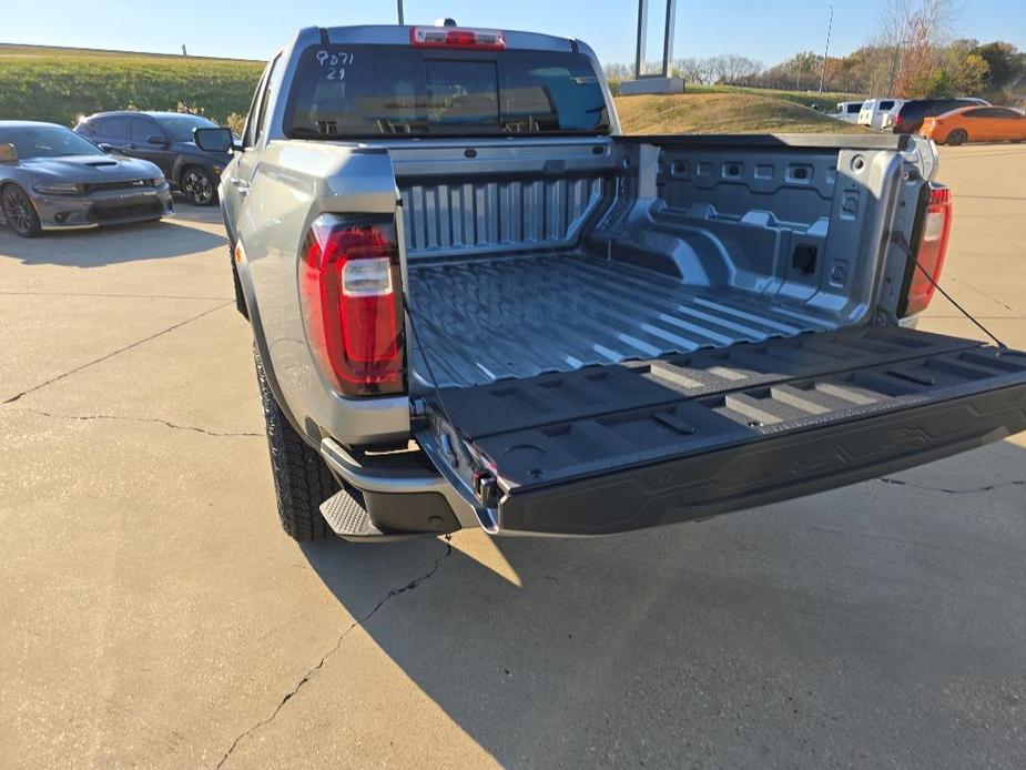 new 2024 GMC Canyon car, priced at $40,500