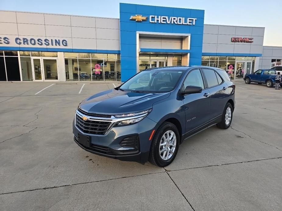 used 2024 Chevrolet Equinox car, priced at $22,991