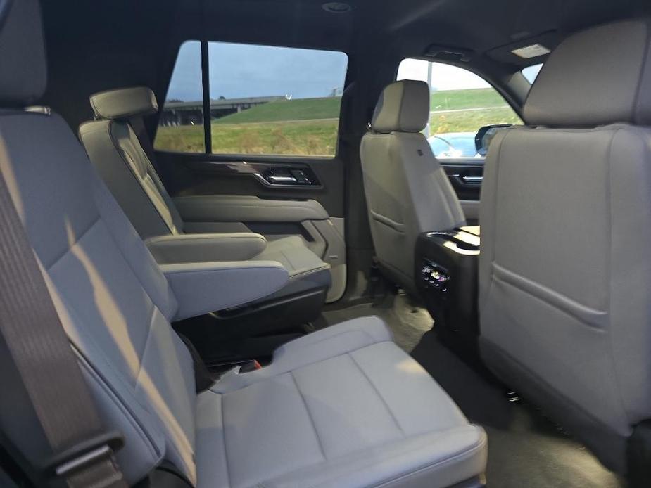 new 2025 GMC Yukon car, priced at $74,585