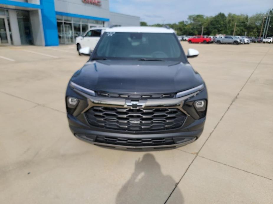 new 2025 Chevrolet TrailBlazer car, priced at $30,500