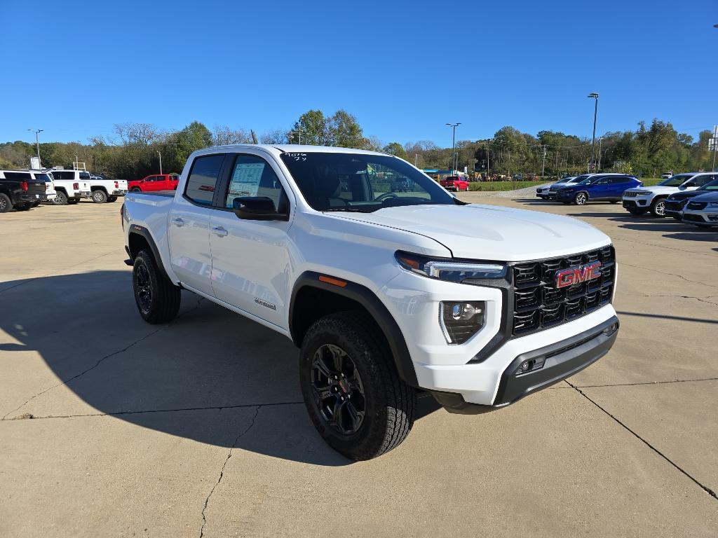 new 2024 GMC Canyon car, priced at $40,995