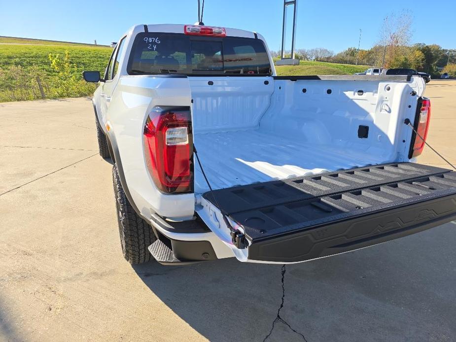 new 2024 GMC Canyon car, priced at $40,995