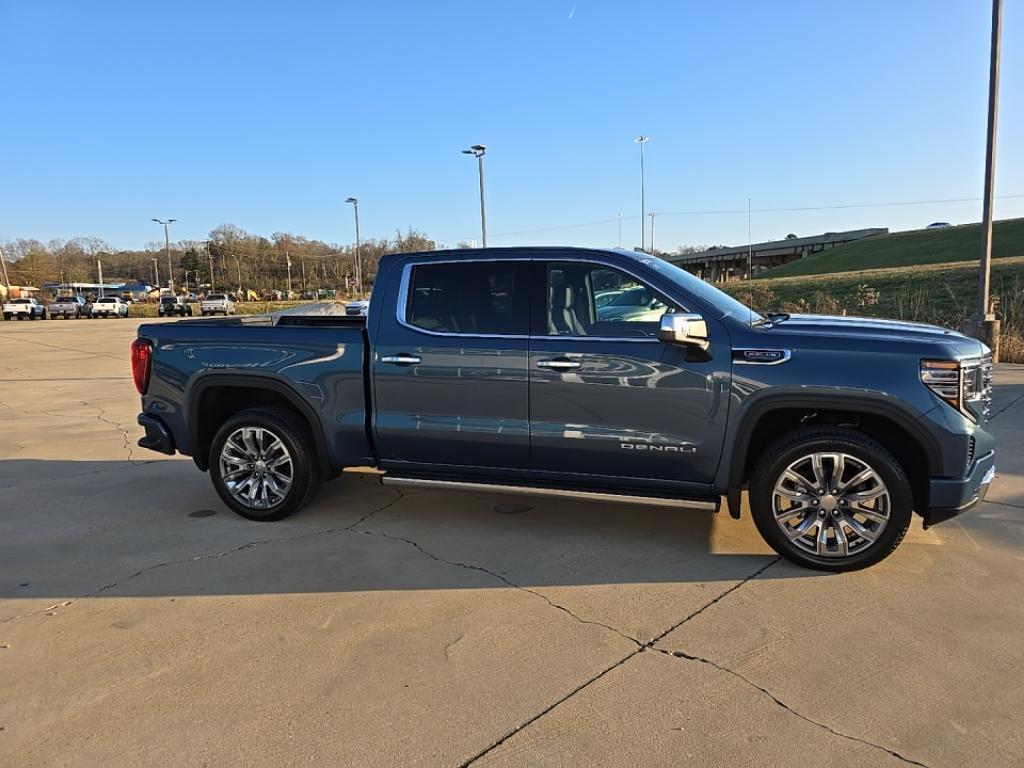 new 2025 GMC Sierra 1500 car, priced at $78,945