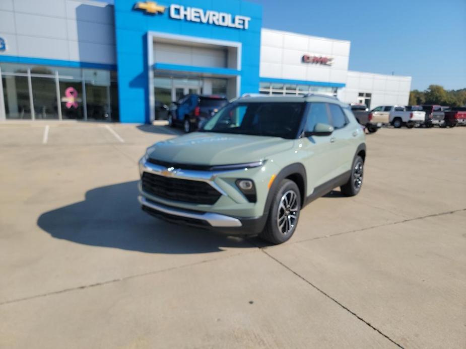 new 2025 Chevrolet TrailBlazer car, priced at $29,765