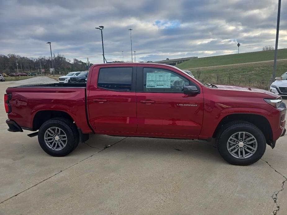 new 2024 Chevrolet Colorado car, priced at $40,500