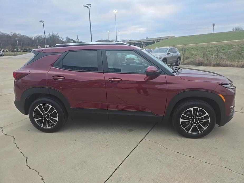 new 2025 Chevrolet TrailBlazer car, priced at $29,765