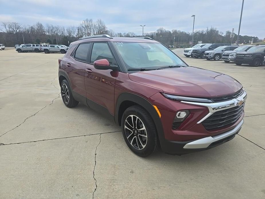 new 2025 Chevrolet TrailBlazer car, priced at $29,765