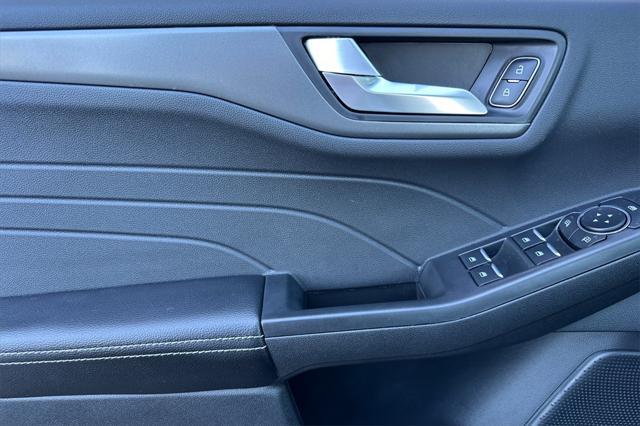 new 2025 Ford Escape car, priced at $36,895