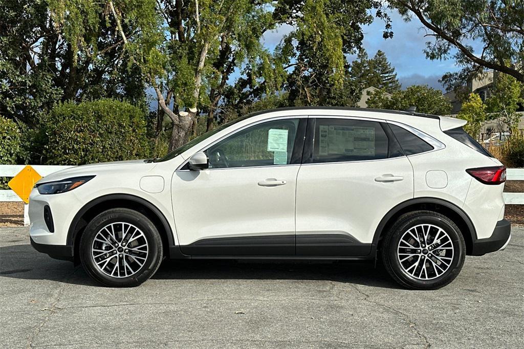 new 2025 Ford Escape PHEV car, priced at $41,010