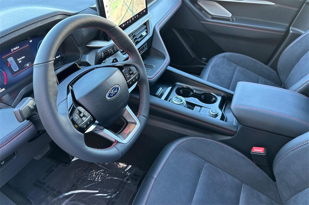 new 2025 Ford Explorer car, priced at $60,525