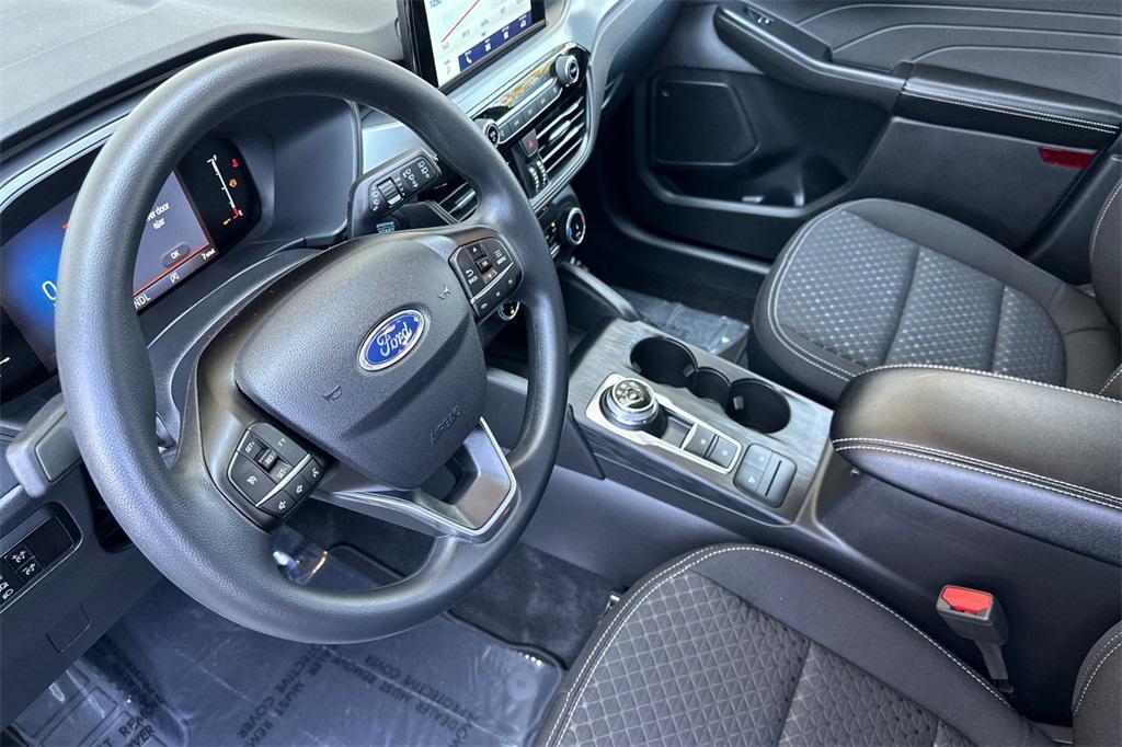 new 2025 Ford Escape car, priced at $27,985