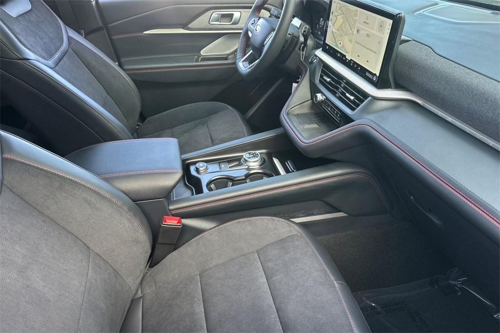 new 2025 Ford Explorer car, priced at $60,360