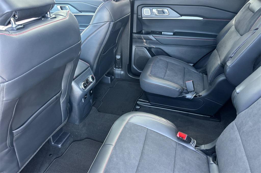 new 2025 Ford Explorer car, priced at $60,360