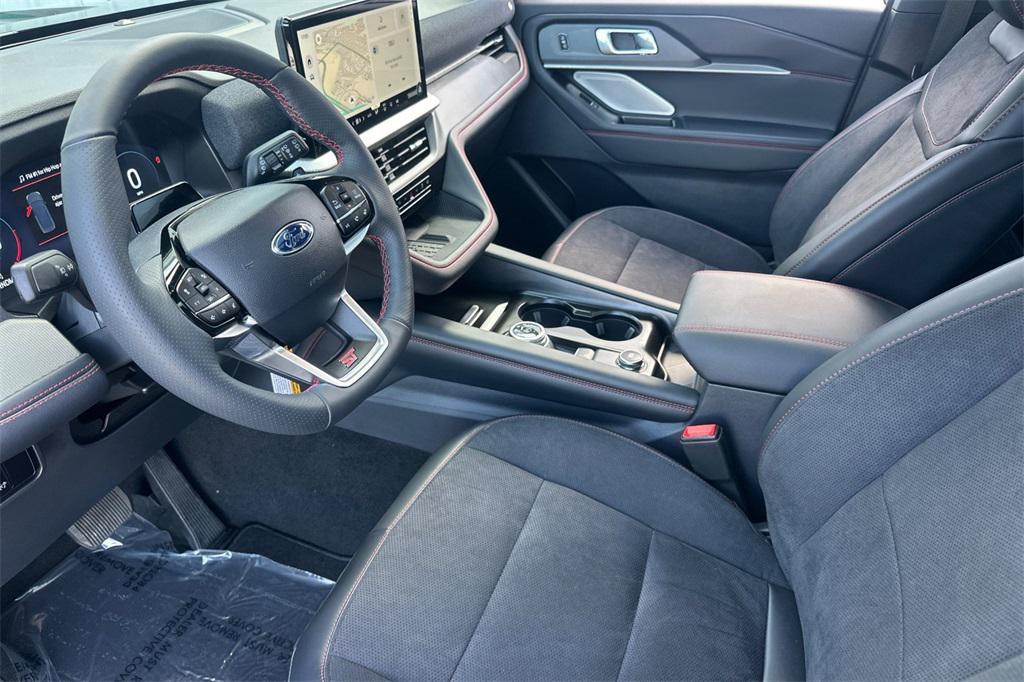 new 2025 Ford Explorer car, priced at $60,360