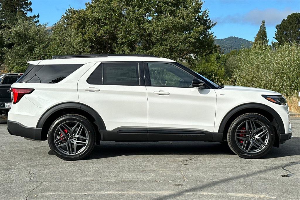new 2025 Ford Explorer car, priced at $49,515