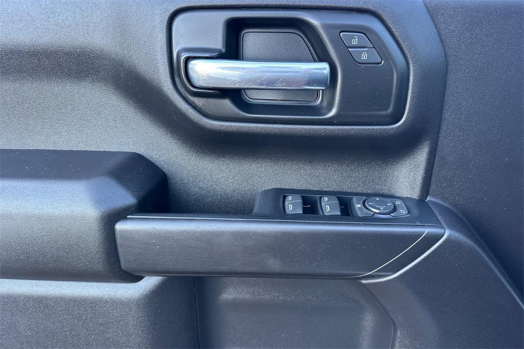 used 2023 Chevrolet Silverado 1500 car, priced at $33,606