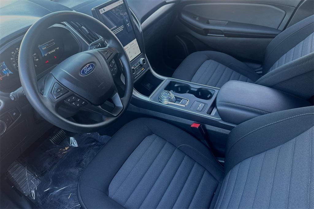 used 2024 Ford Edge car, priced at $28,999