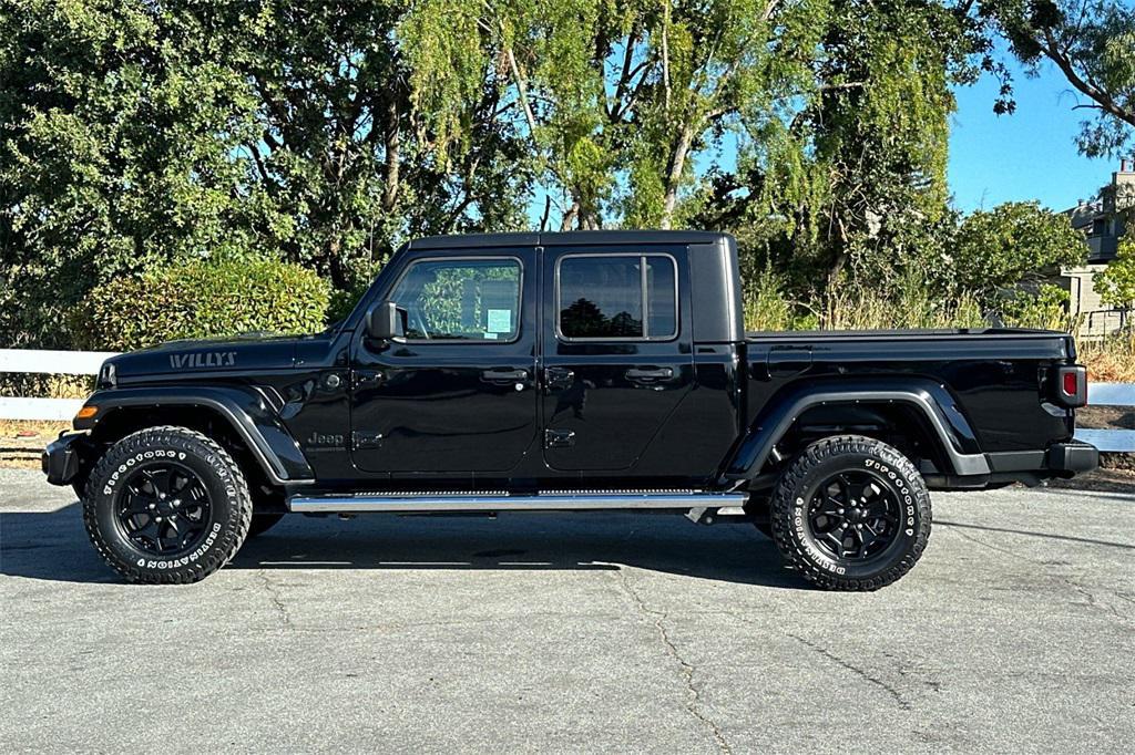 used 2022 Jeep Gladiator car, priced at $31,554