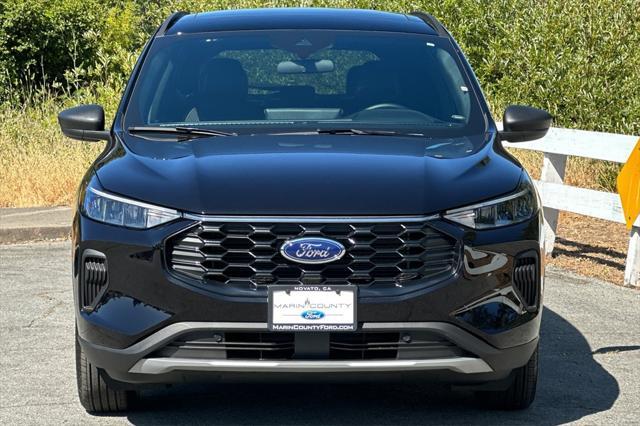 new 2025 Ford Escape car, priced at $38,200