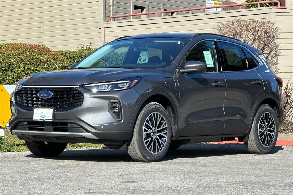 new 2025 Ford Escape PHEV car, priced at $40,520
