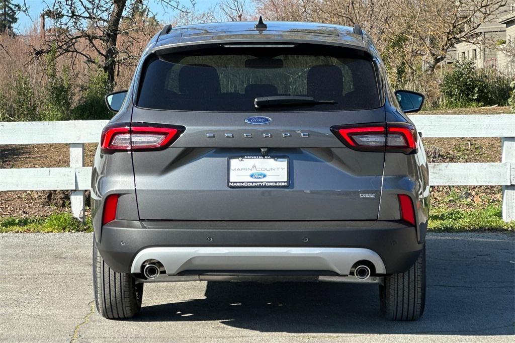 new 2025 Ford Escape PHEV car, priced at $40,520