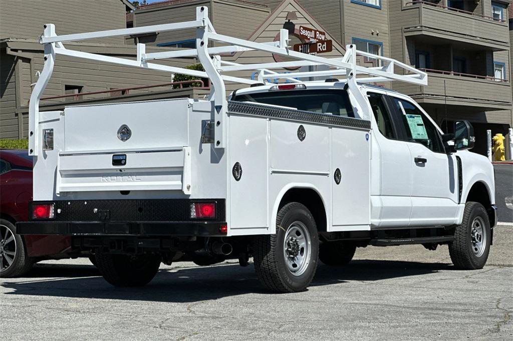 new 2025 Ford F-250 car, priced at $52,930
