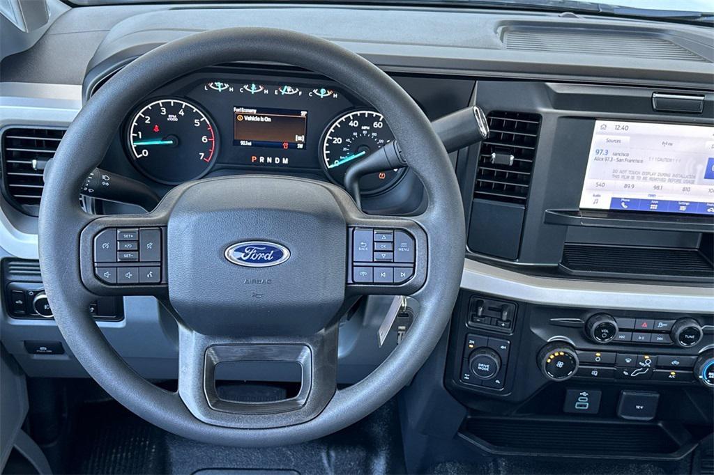 new 2025 Ford F-250 car, priced at $52,930