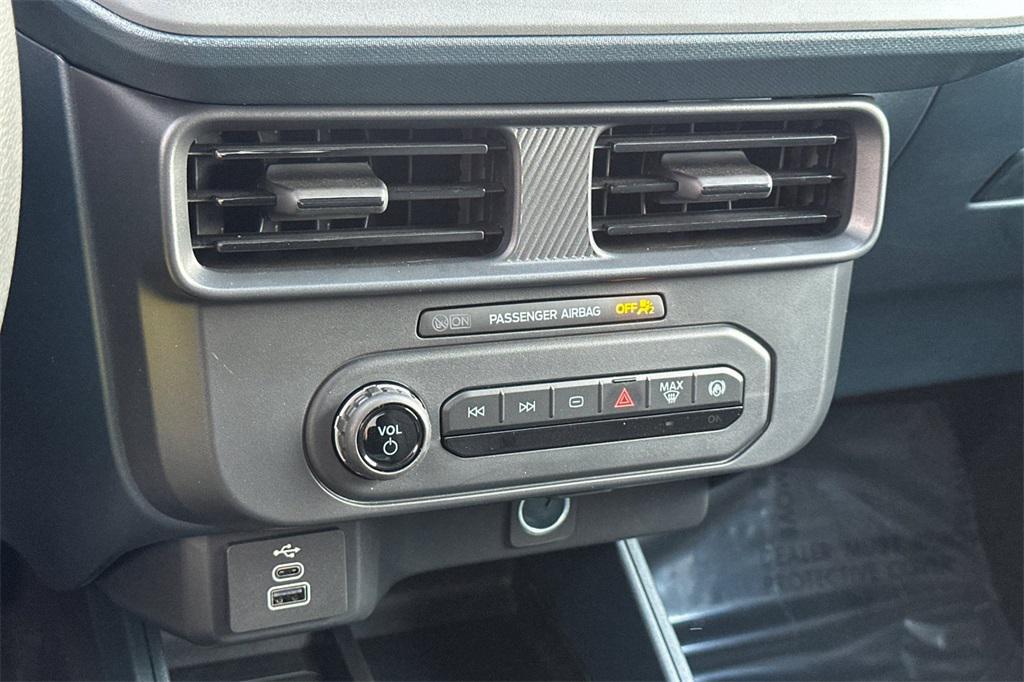 new 2025 Ford Maverick car, priced at $29,840