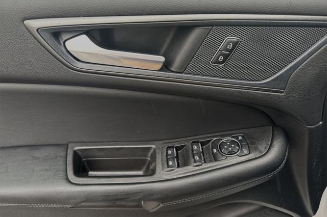 new 2024 Ford Edge car, priced at $39,020