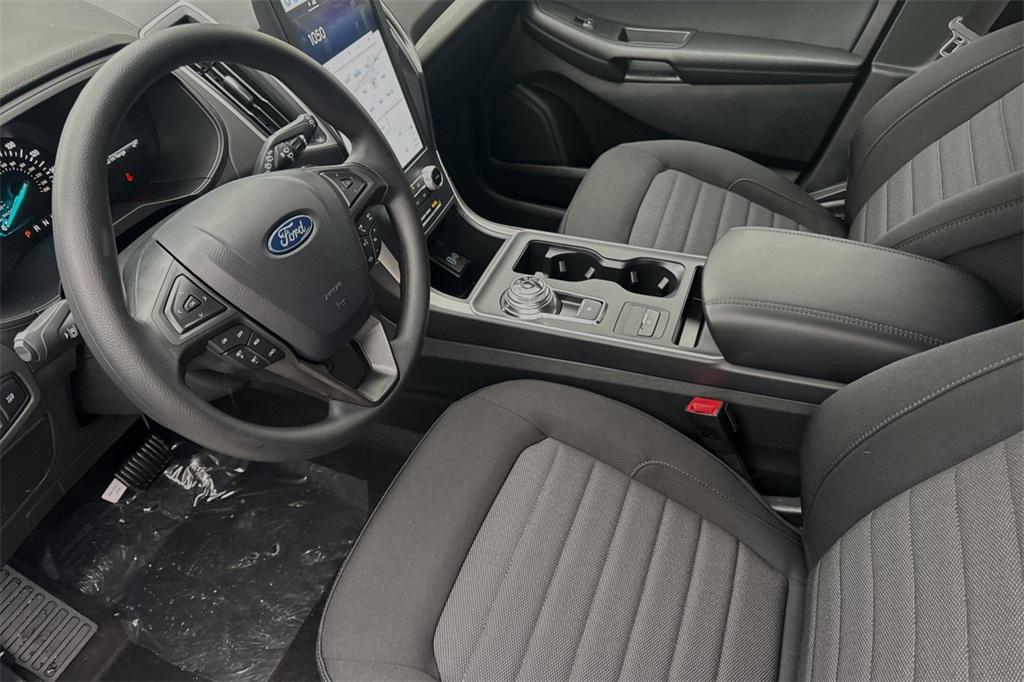 used 2024 Ford Edge car, priced at $28,999