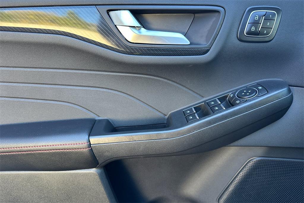 new 2025 Ford Escape car, priced at $36,750