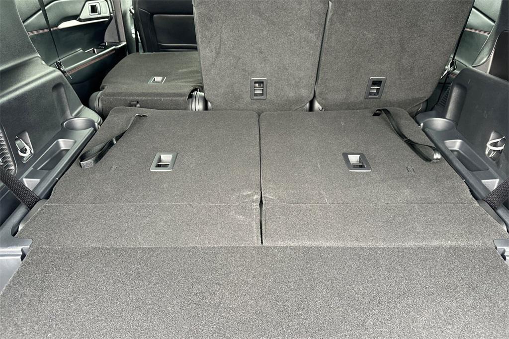 new 2025 Ford Explorer car, priced at $49,940