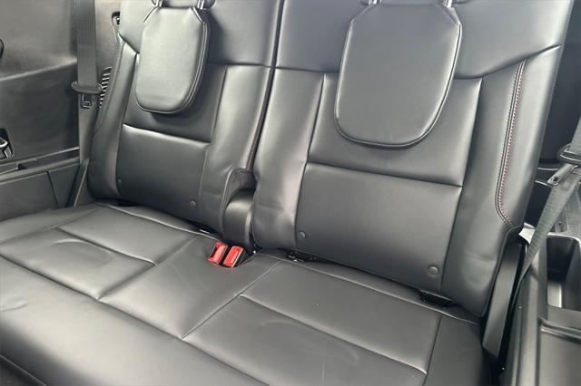 new 2025 Ford Explorer car, priced at $49,940