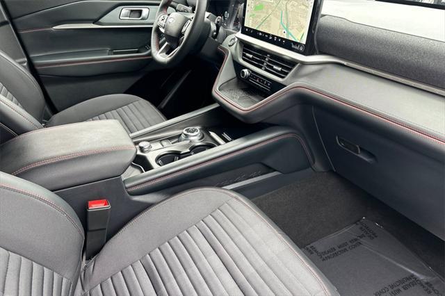 new 2025 Ford Explorer car, priced at $49,940