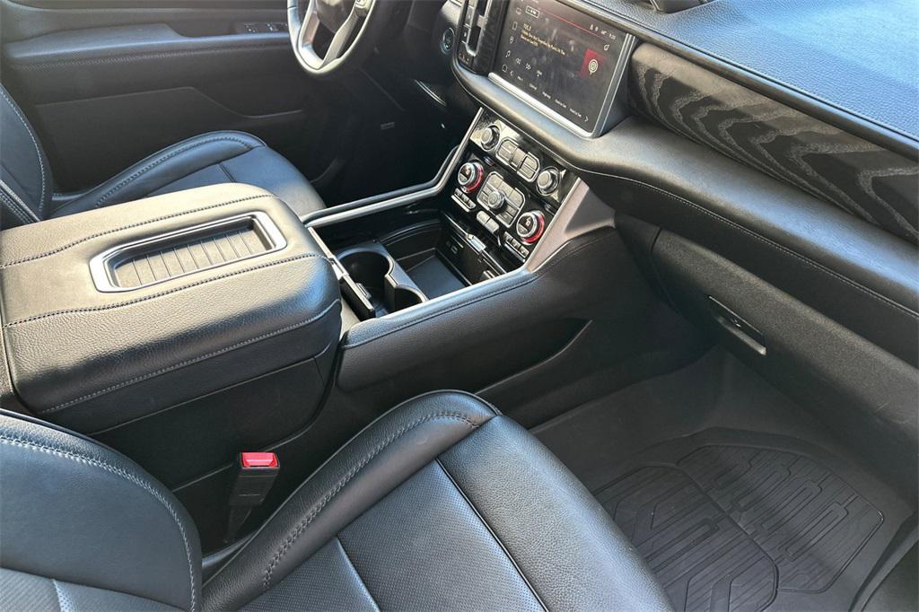 used 2023 GMC Yukon car, priced at $61,454